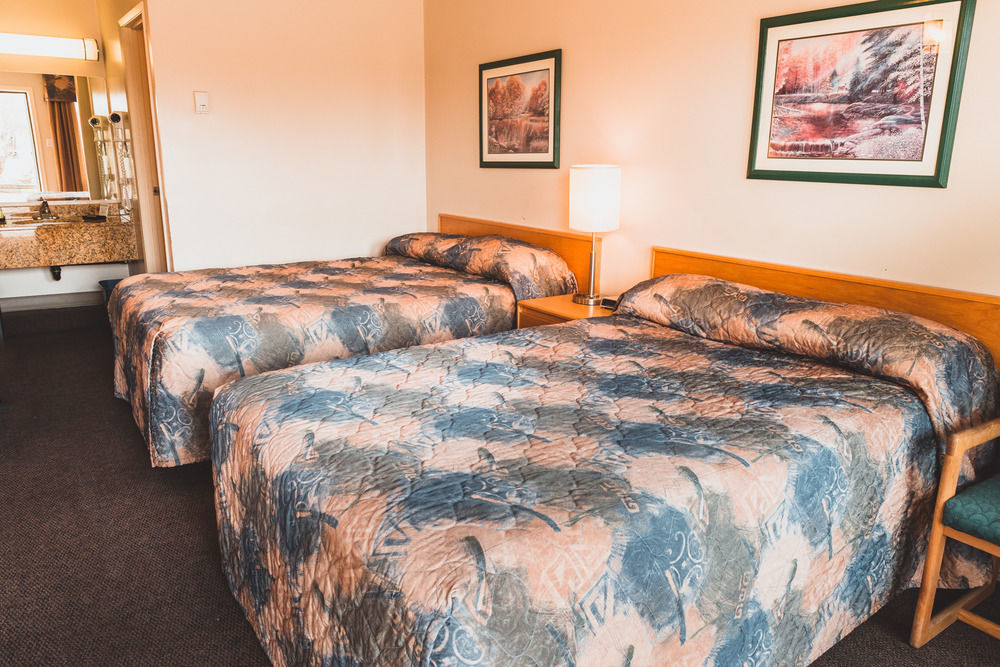 Canadian Motel Норт-Бетлфорд Екстер'єр фото