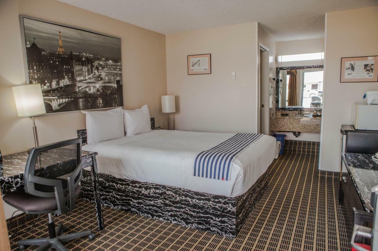 Canadian Motel Норт-Бетлфорд Екстер'єр фото