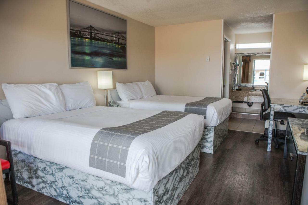 Canadian Motel Норт-Бетлфорд Екстер'єр фото